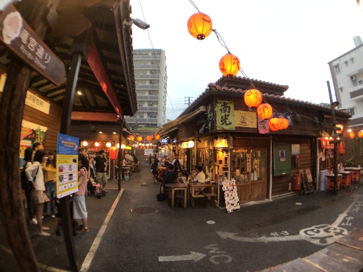 沖縄屋台村２