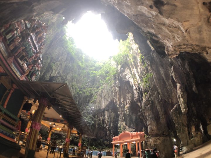 バトゥ洞窟ヒンドゥー教寺院